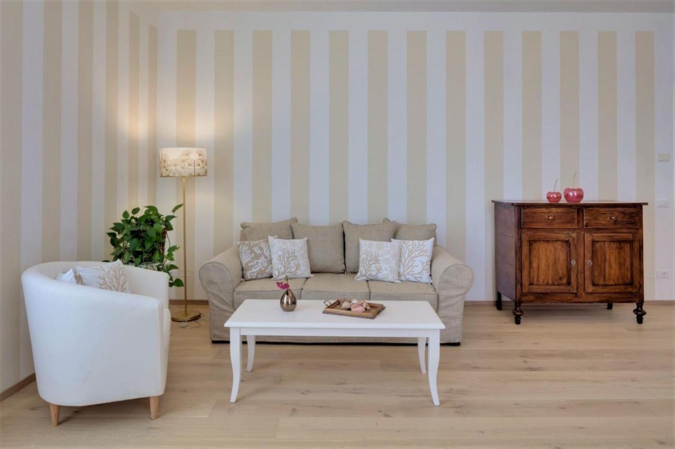 Rambaldi Apartments In Casa Nr 6 With Shared Terrace Bardolino Eksteriør billede