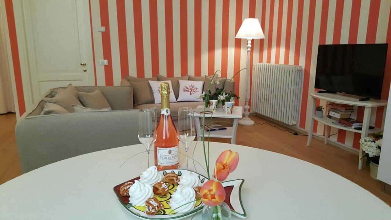 Rambaldi Apartments In Casa Nr 6 With Shared Terrace Bardolino Eksteriør billede